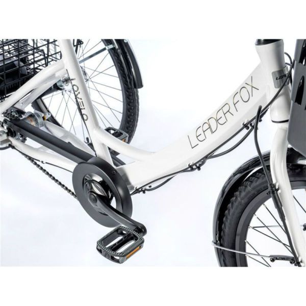 Leader Fox Tricycle Lovelo White